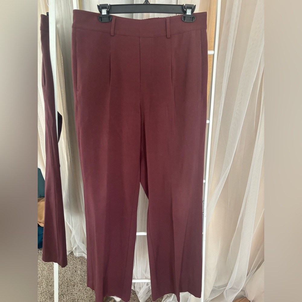 NIC+ZOE Rich Maroon Women's Trousers